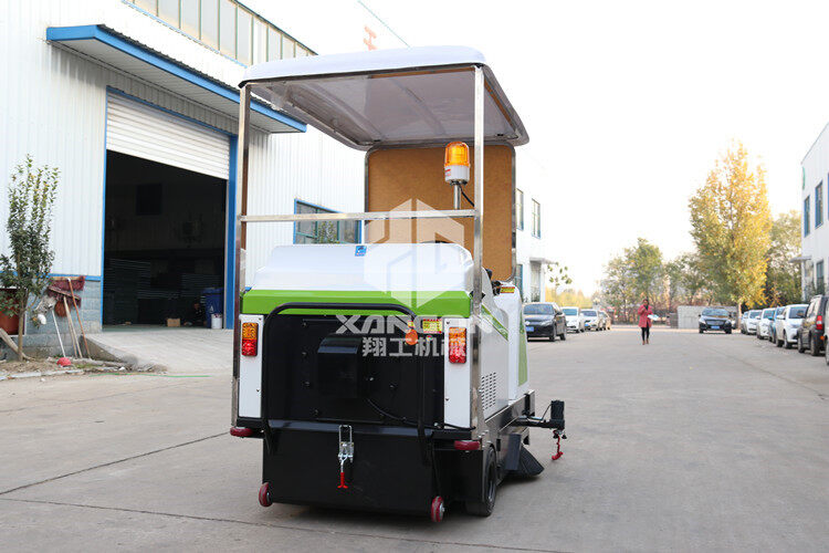 電動(dòng)掃地車生產(chǎn)廠家告訴你掃地機(jī)購(gòu)買的必要性！