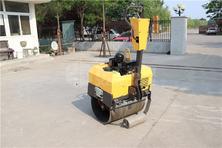 引起小型壓路機(jī)價(jià)格不穩(wěn)定的原因是什么原因呢？